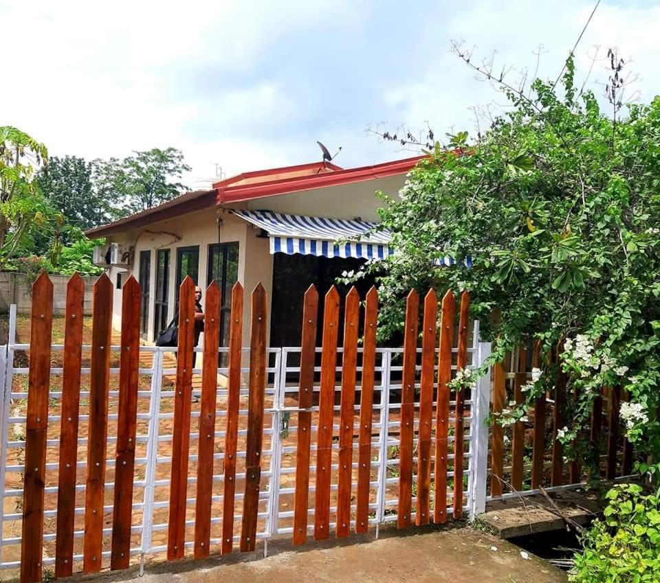Chalet Ahaz, The Place Of Privacy With Outside Sitting Karjat Exterior foto